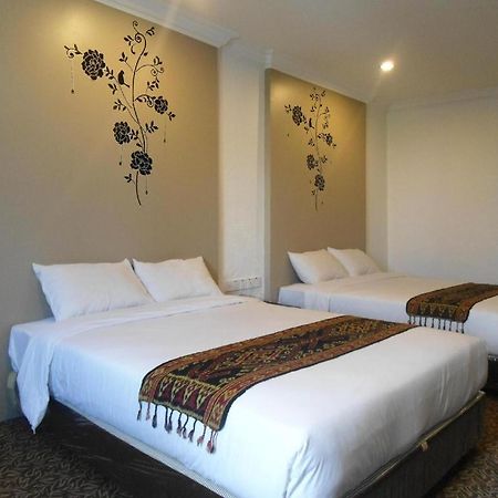 Regent Hotel Bintulu Eksteriør bilde