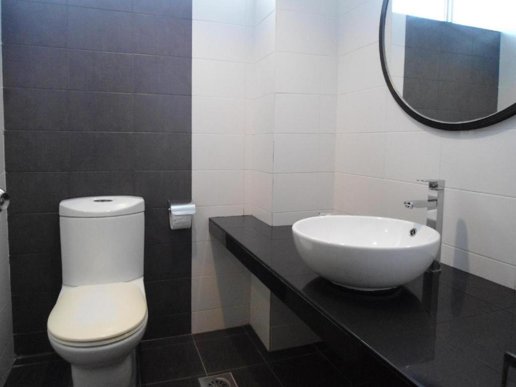 Regent Hotel Bintulu Eksteriør bilde