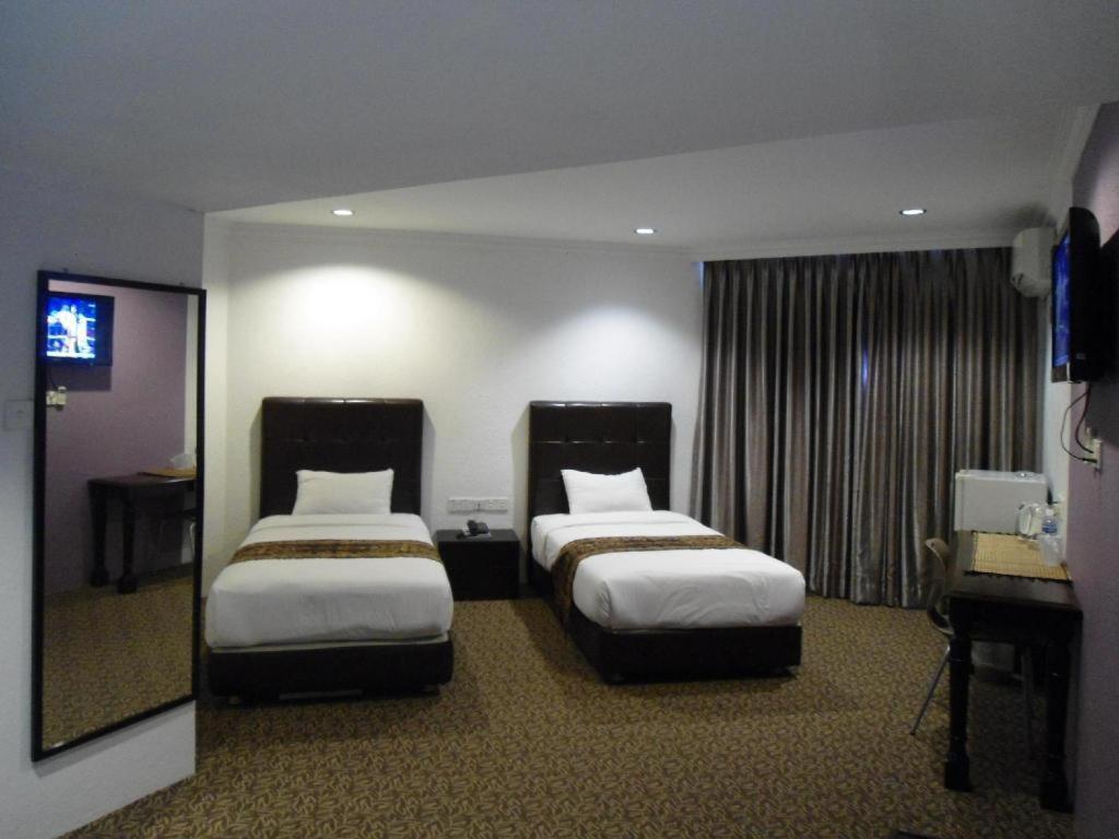 Regent Hotel Bintulu Eksteriør bilde